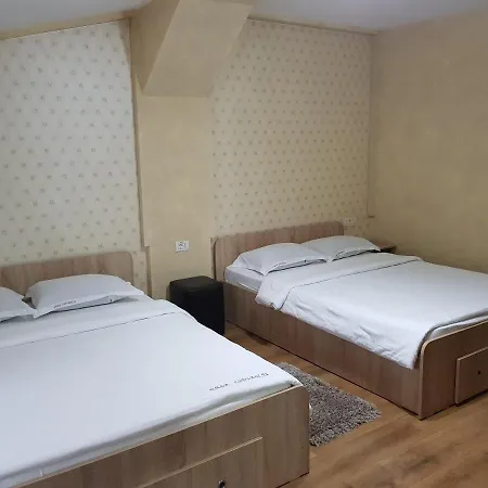 Casa Lipianu Πανσιόν 3*