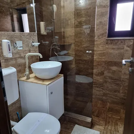 Casa Lipianu 3*