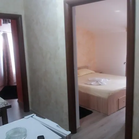 Casa Lipianu Πανσιόν 3*