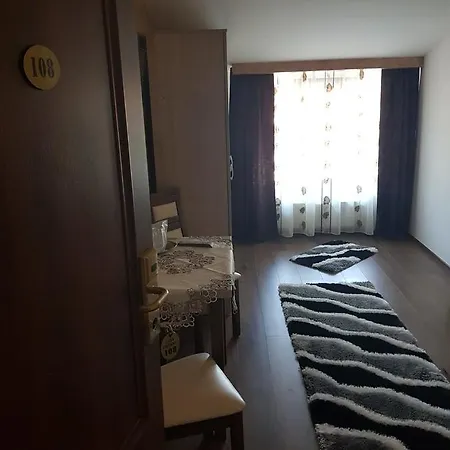 Casa Lipianu Πανσιόν Târgu Jiu