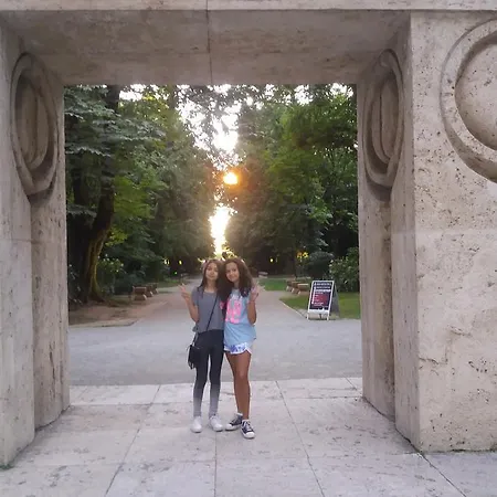 Casa Lipianu Πανσιόν 3*